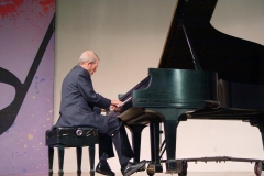 LOWRYATS.C.2005.grandpiano